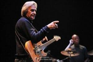 John_McLaughlin_4th_Dimension_Barbican_Sound check