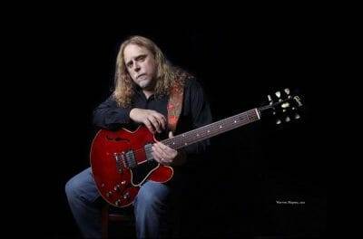 1325993503_warren_haynes-main_background