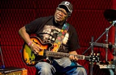 11-05-2013-13-19-00-blues-man-linsey-alexander-show-florianopolis