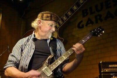 Martin_Barre_2013