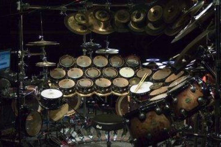 drums_0003_dw_terry_bozzio_2560-s2560x1600-131759 (1)