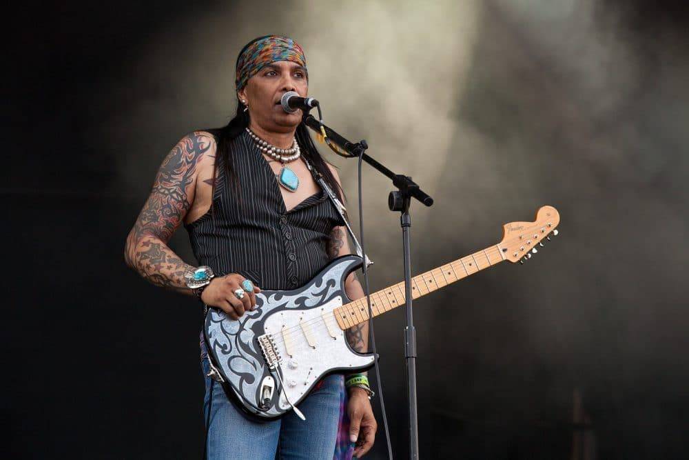 micki_free_american_horse_hard_rock_calling_201003_website_image_gallery_standard