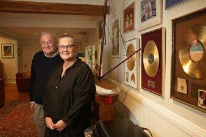 capi_366a9bb4b6adff21fed068a1074f35b0_b8840a51cb8388f973ef0b2c1a210f6a