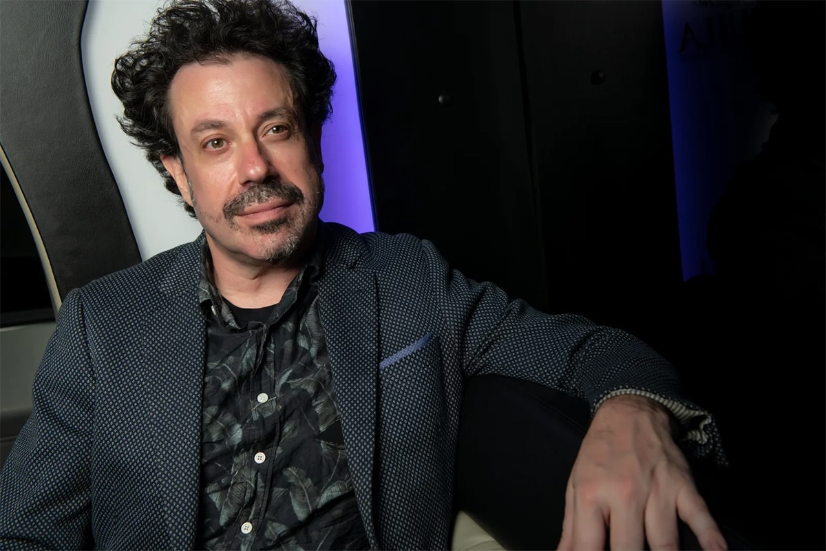 Gerry Casey interviews Johnny Iguana
