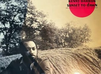 R-35411230-1760807783-9995