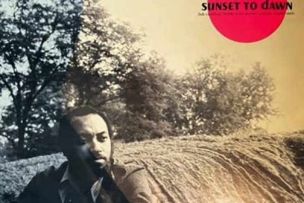 R-35411230-1760807783-9995