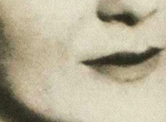 a2279821429_10